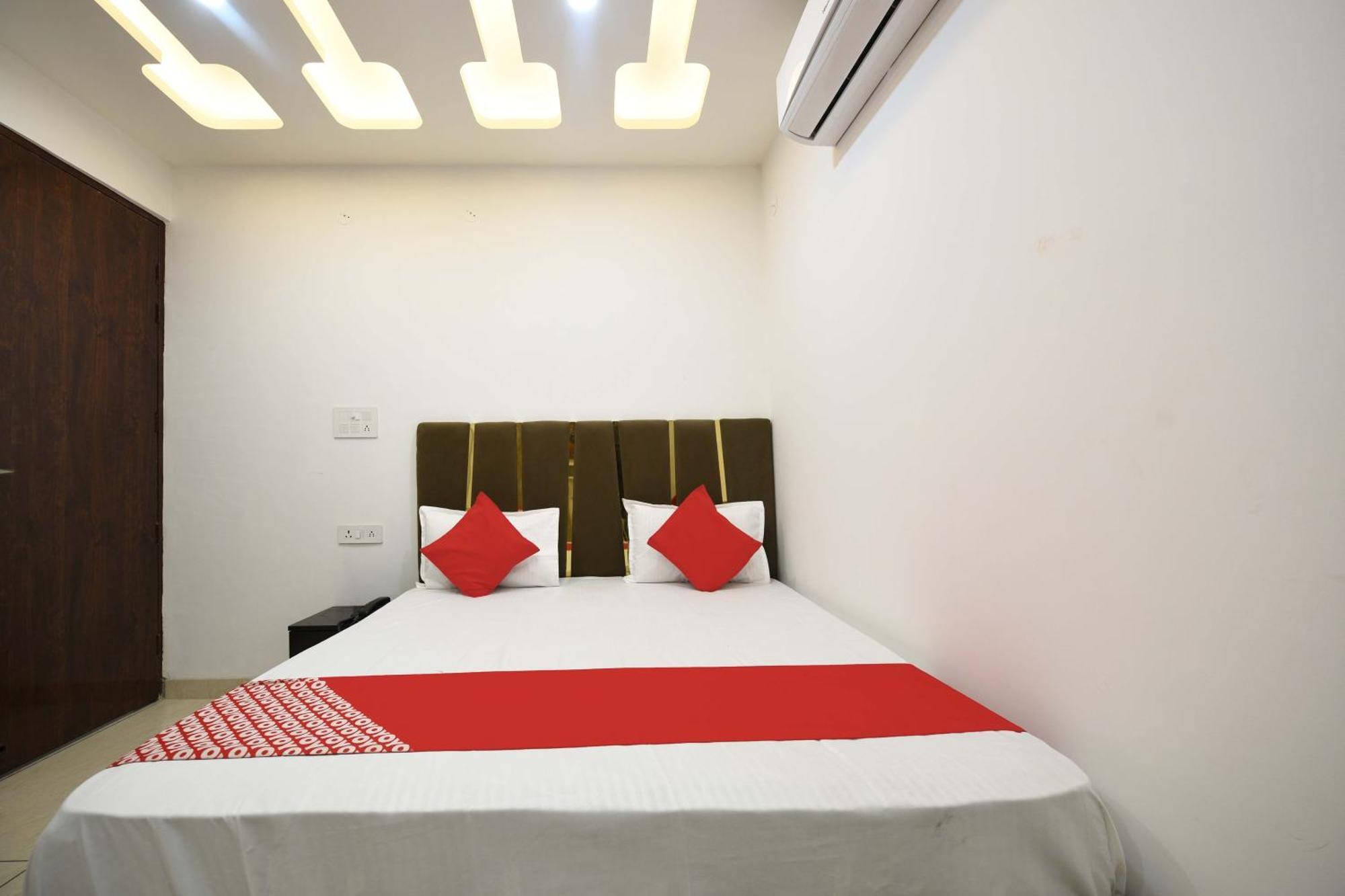 Hotel O Empire State 델리 외부 사진